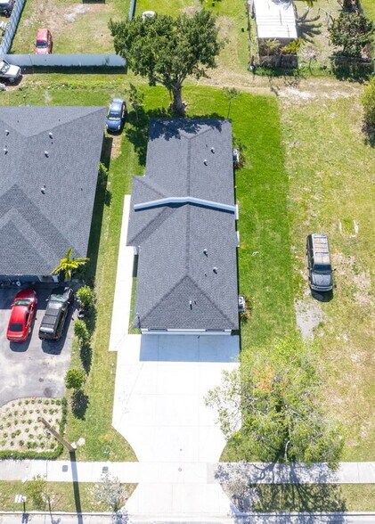 Building Photo - 22300 SW 117th Ave
