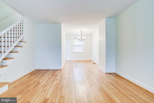 Building Photo - 2822 S Buchanan St