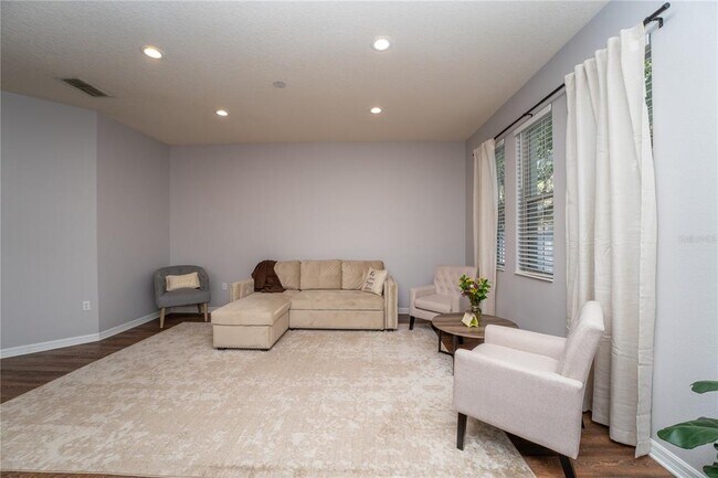 Building Photo - 9131 Kensington Row Ct