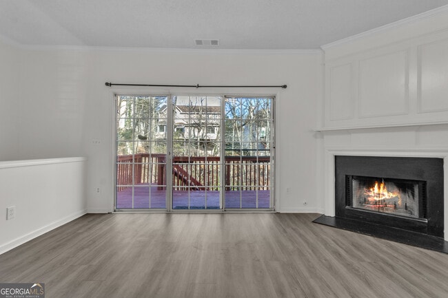 Building Photo - 9155 Nesbit Ferry Rd