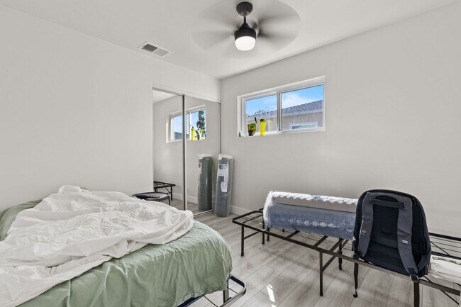 Building Photo - 4946-4948 63rd Street