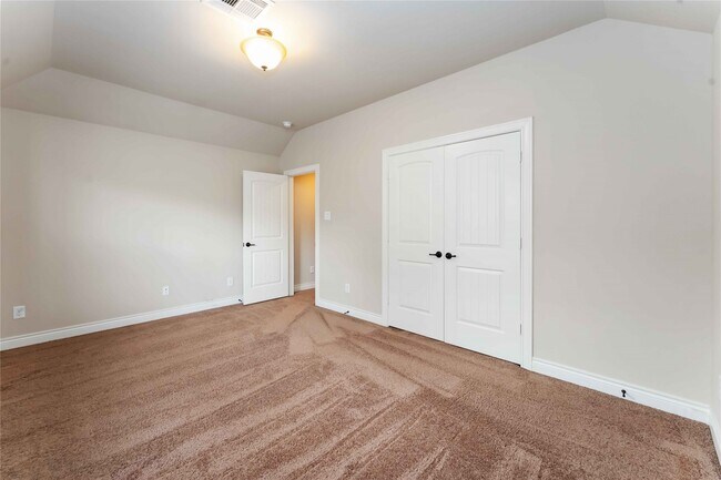 Building Photo - 9010 Centennial Dr