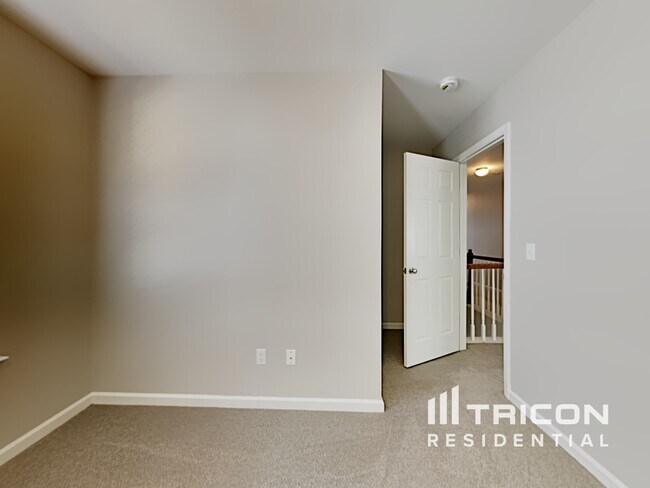 Building Photo - 225 Caedmons Creek Dr