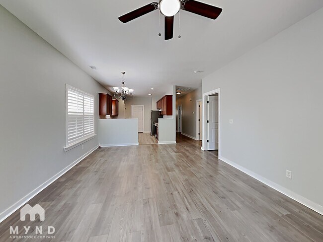 Building Photo - 325 Hathaway Ln