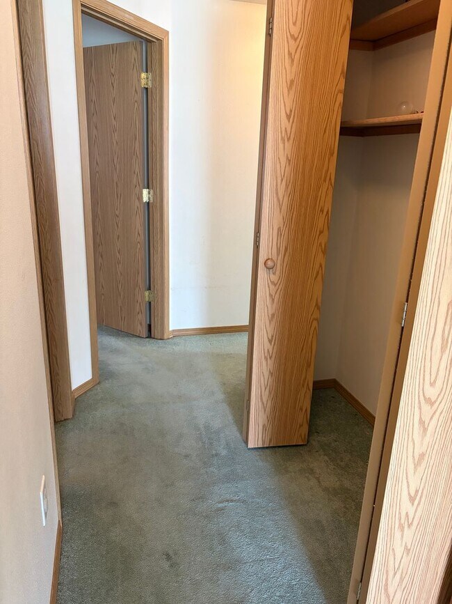 Building Photo - Ranch Style Home in Carlton