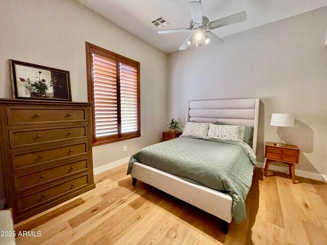 Building Photo - 10362 E Morning Star Dr