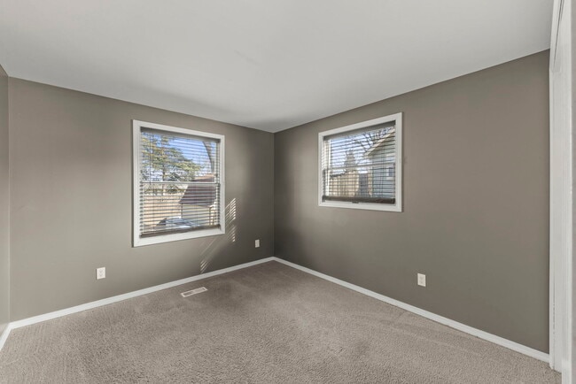 Building Photo - 548 Jo Ann Ct