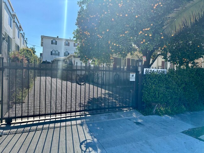 Building Photo - 8624 Olin St