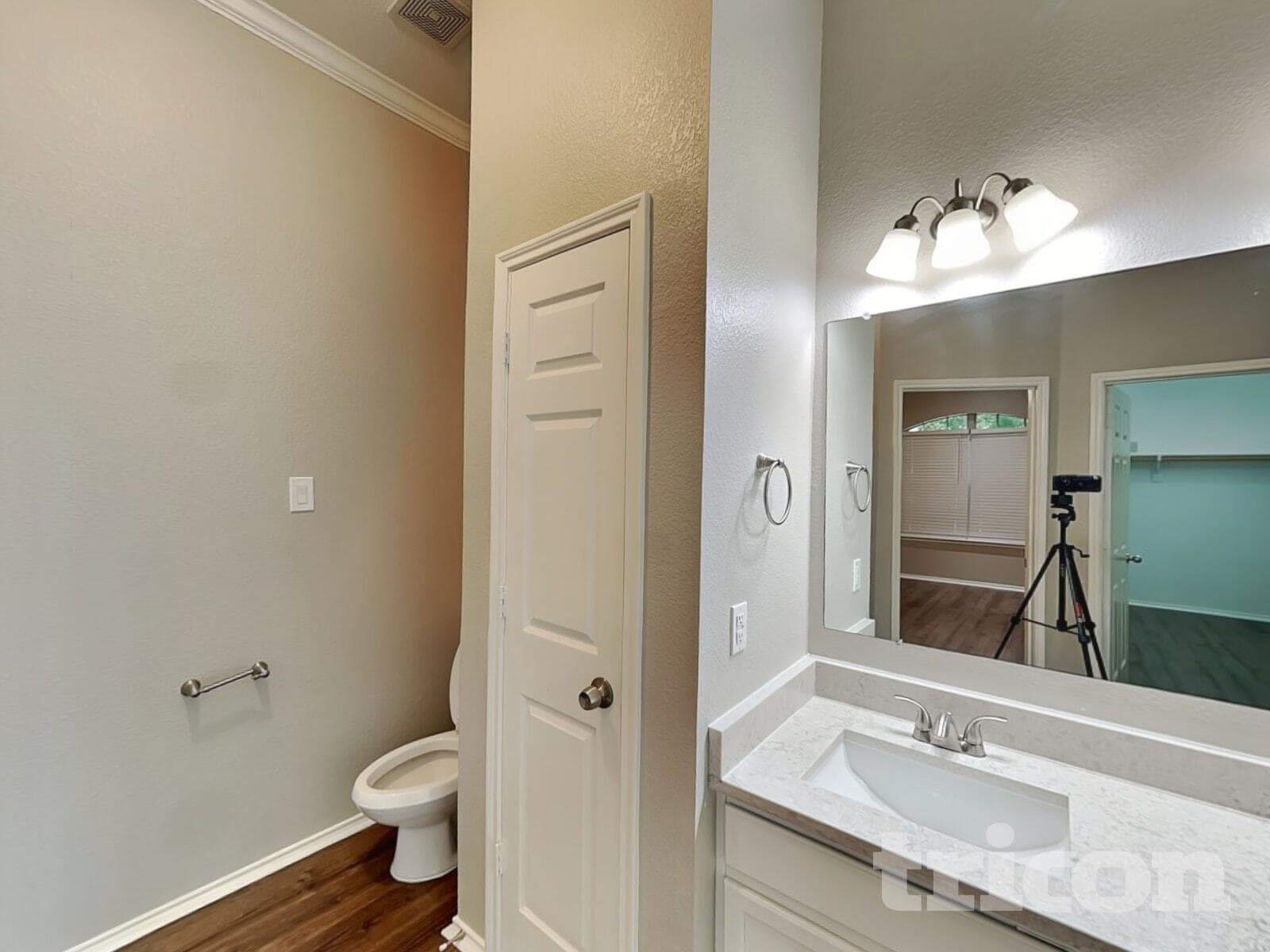 Building Photo - 630 Azalea Dr