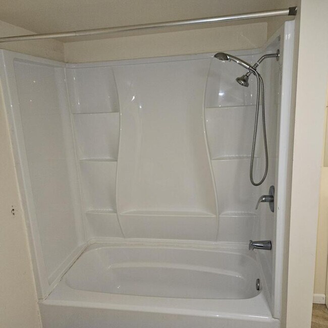 Building Photo - 111 Franklin St