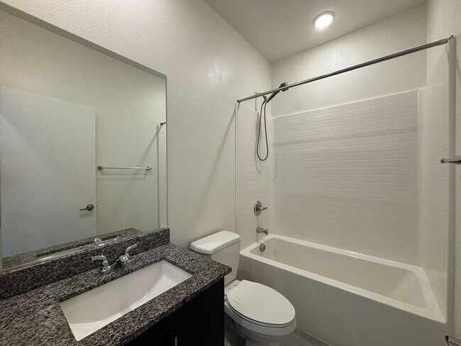 Building Photo - Beautiful 3BD/2.5BA Townhouse in San Ysidro W/ W/D, A/C, 2-Car Garage, Balcony, and Community Parks!