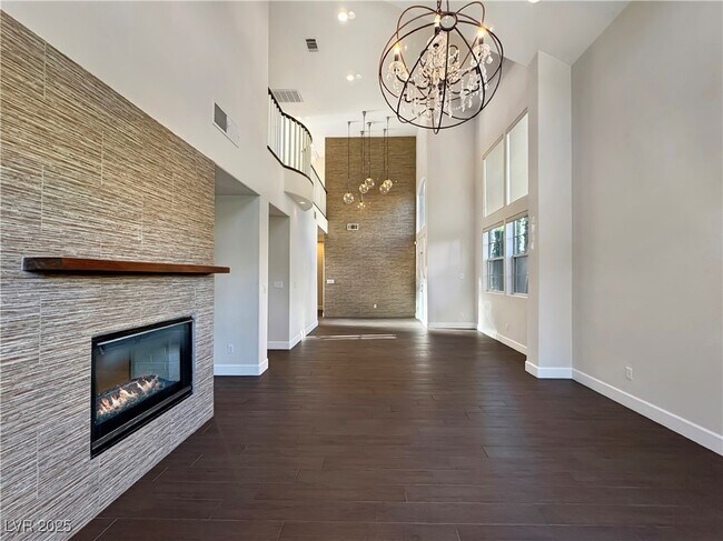 Building Photo - 1352 Fox Acres Dr