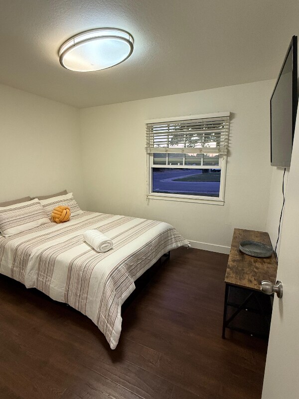 Building Photo - 6225 Wildomar Way