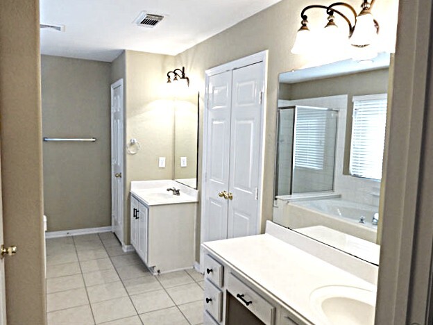 Building Photo - 4713 Honey Creek Ct