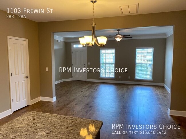 Building Photo - 1103 Frewin St