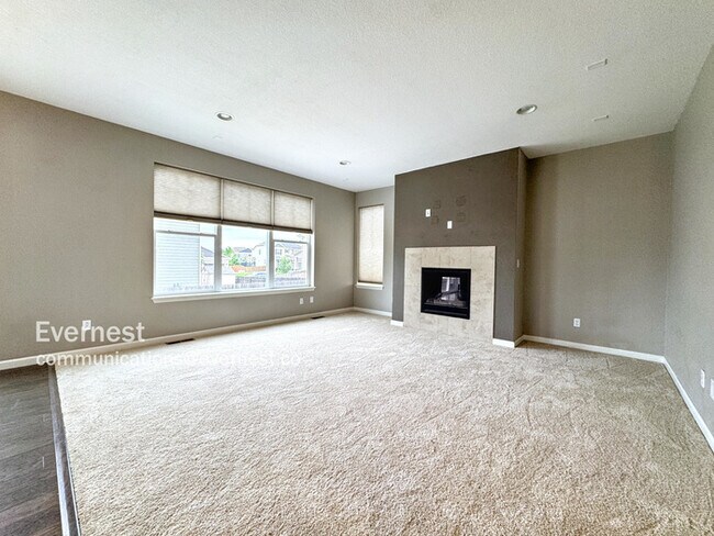 Building Photo - 345 Matsuno St