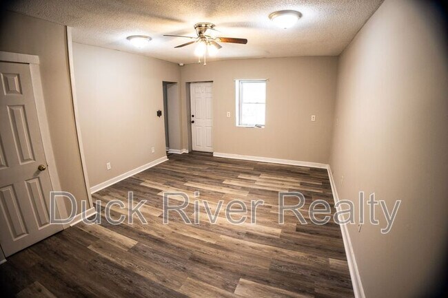 Building Photo - 3518 Pulaski Hwy