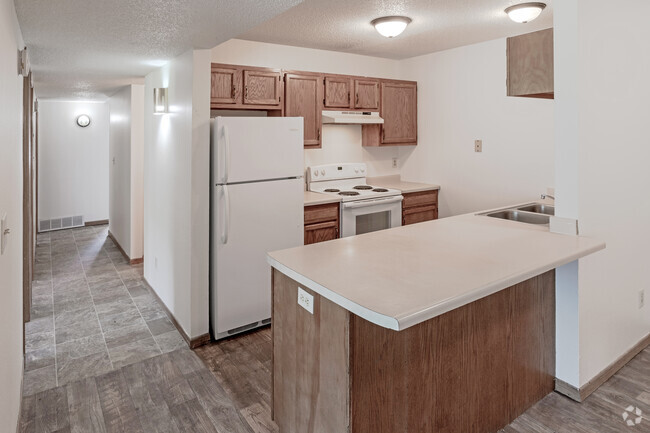 Primary Photo - Falcon Landing Apartments