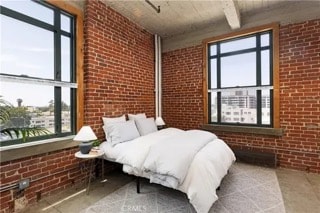 Building Photo - 100 W 5th St