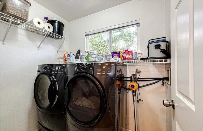 Laundry Room - 1237 Laurenwood Way