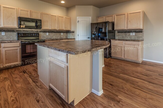 Building Photo - 267 Mount Harvard Ave