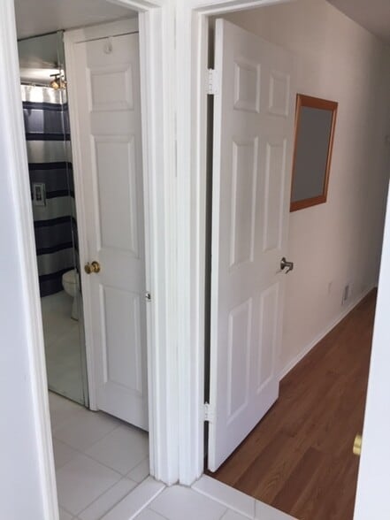 Building Photo - 22 Sharrotts Rd