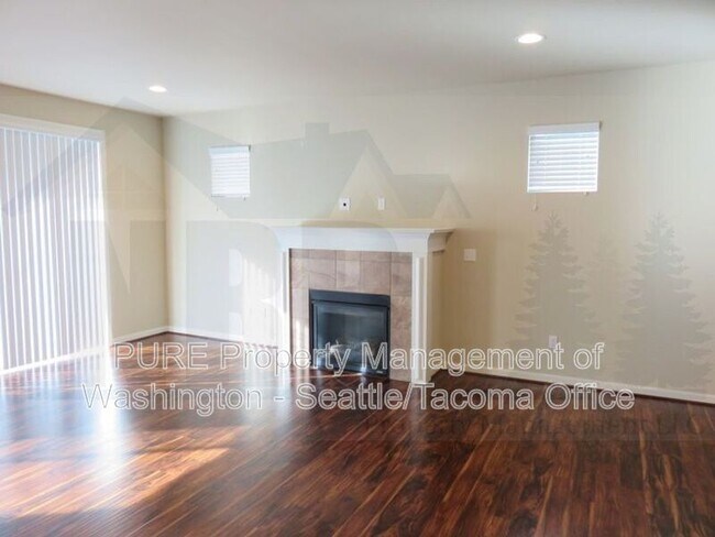 Building Photo - 7920 164th St E