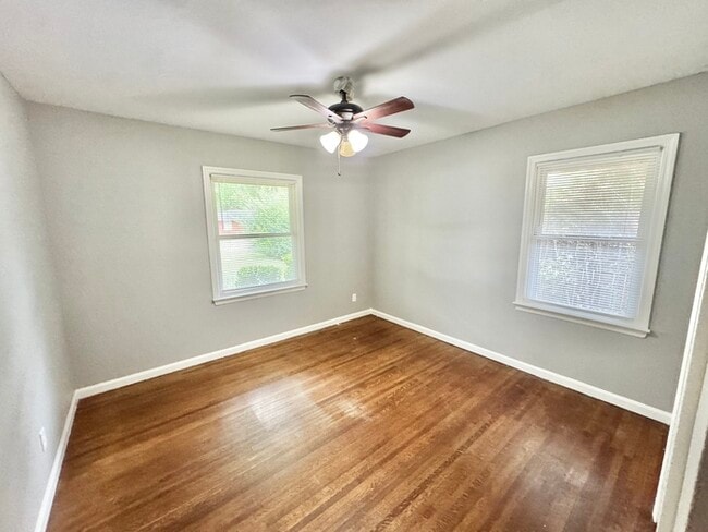 Building Photo - 4914 Childs Dr