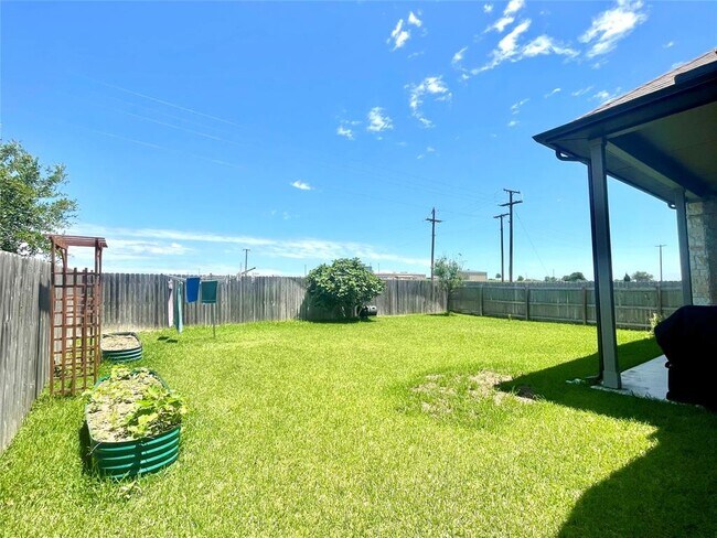 Building Photo - 6829 Brindisi Pl
