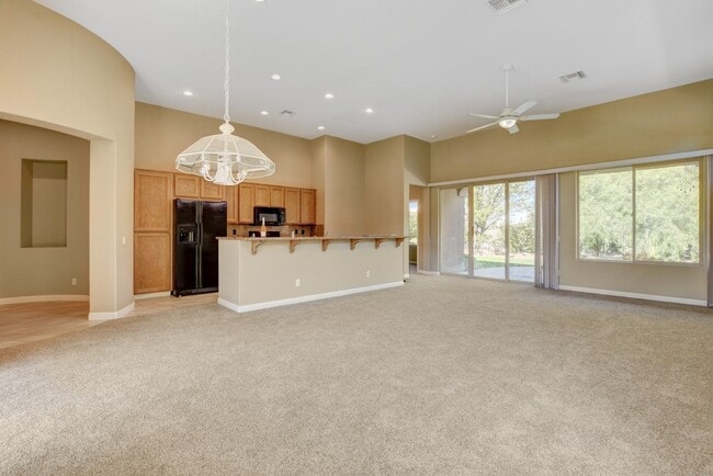 Building Photo - ELEGANT Single Story, 2 Bedroom Home in ANTHEM Gated Community!
