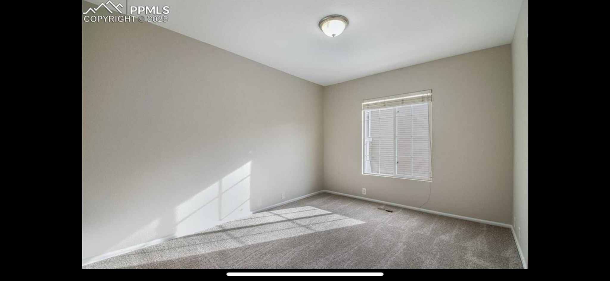 Building Photo - 9758 Laredo St