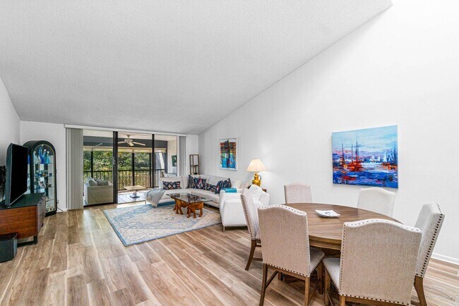 Primary Photo - 61 Eastgate Dr