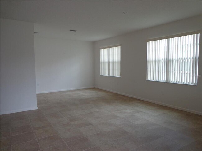 Building Photo - 16154 St Clair St