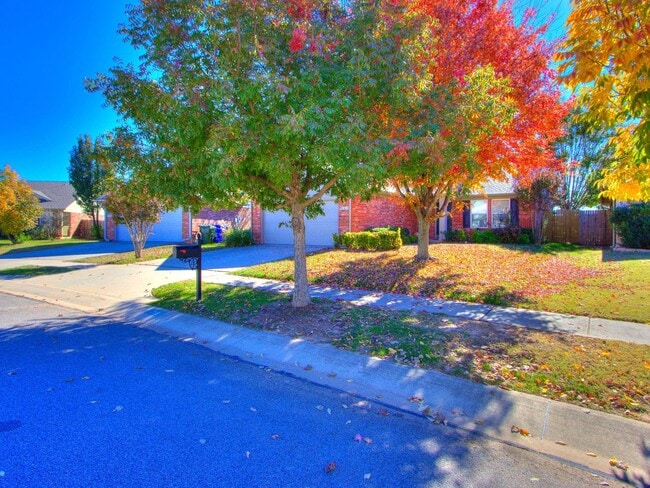 Building Photo - Charming 3 Bed, 2 Bath Home for Rent in Norman!