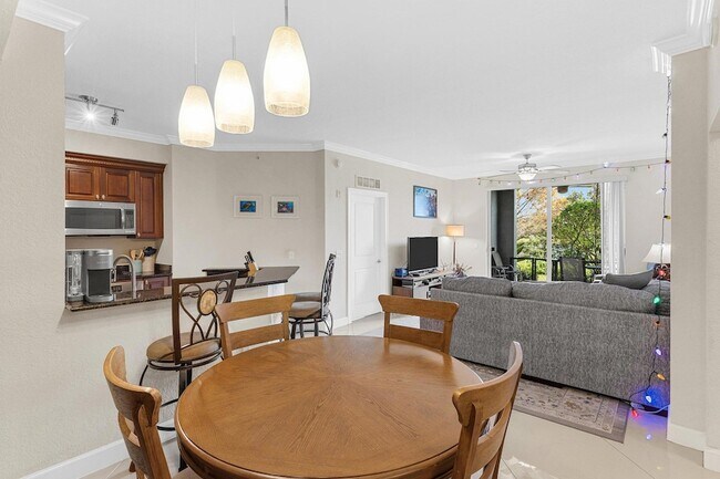 Building Photo - 1660 Renaissance Commons Blvd