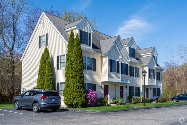 Primary Photo - 6 Messenger St