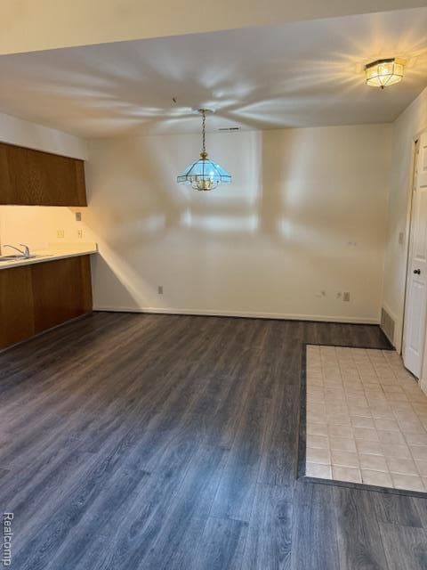 Building Photo - 16525 Woodlane