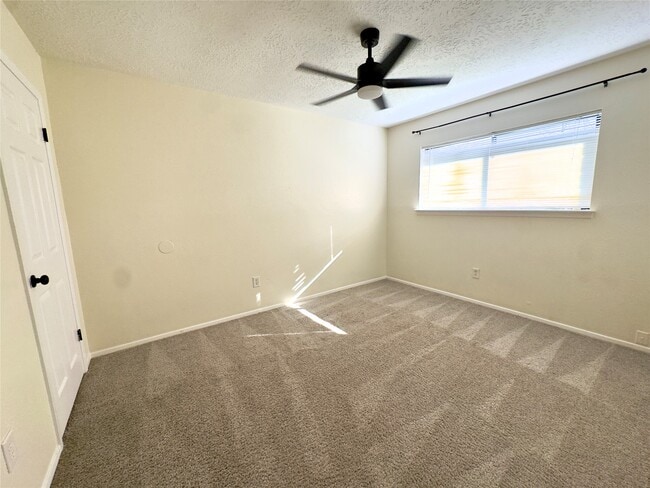 Building Photo - 3519 Acorn Way Ln