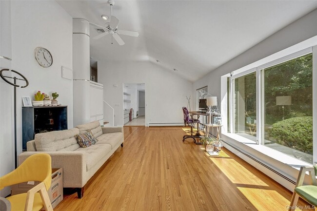 Building Photo - 9 Country Rd