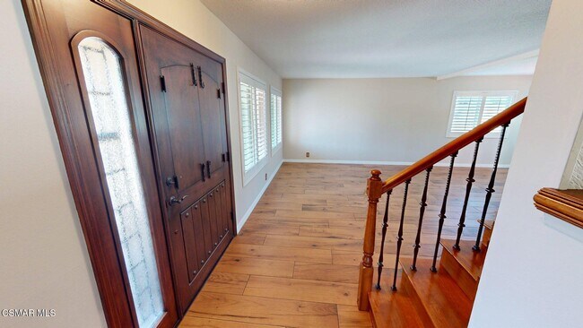 Building Photo - 2431 Deerfield Ct
