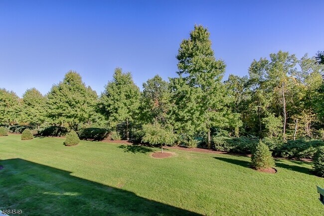 Building Photo - 1000 Gates Ct