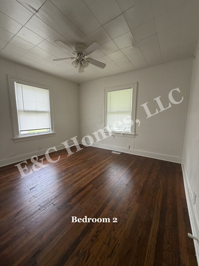 Building Photo - 2805 Denver St