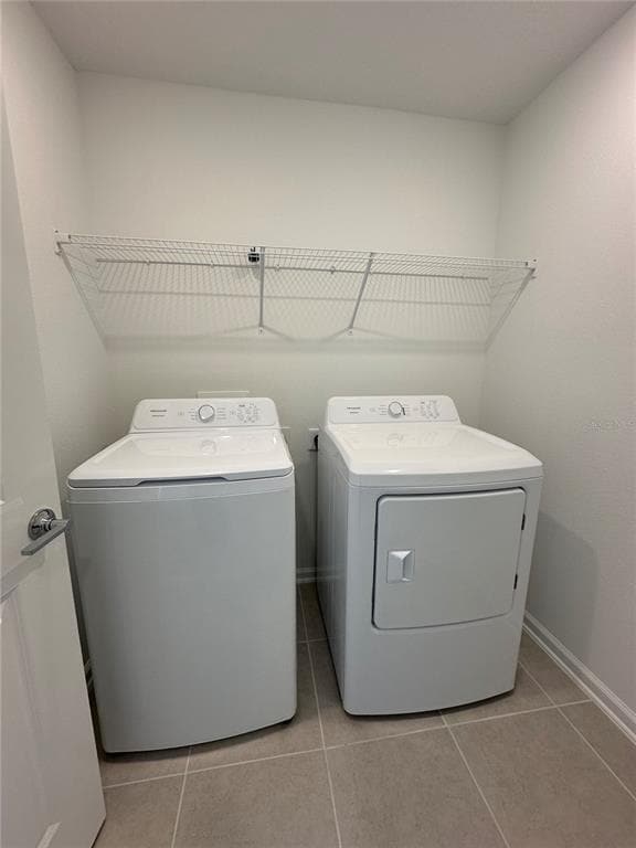 Building Photo - 5695 Ficus Aurea St