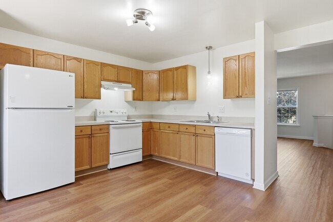 Building Photo - 10 Crabapple Ct