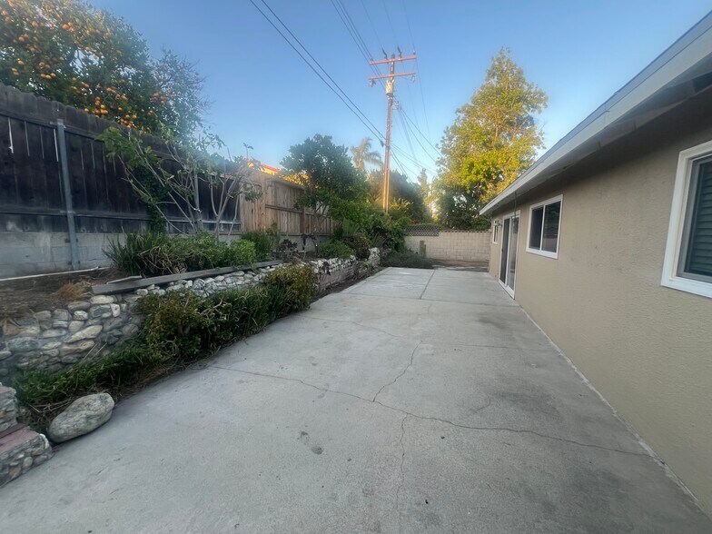 Building Photo - 1251 Coronado St