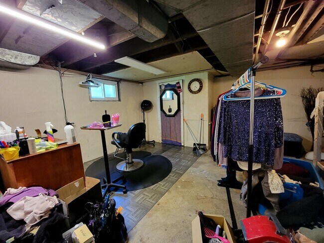 Building Photo - Well Care for Century Home Within Walking Distance to U of I, Downtown, & Multiple Parks