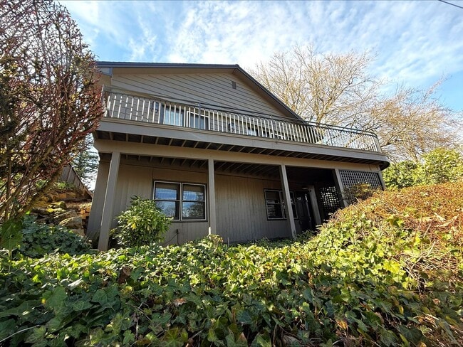 Building Photo - Beautiful & Bright! Stunning Council Crest Home W/ Exceptional Outdoor Sitting/Entertaining Areas!