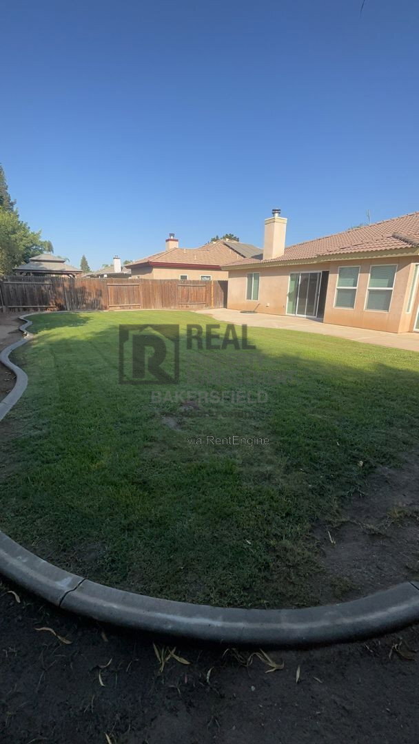 Building Photo - 9913 Pavilion Dr