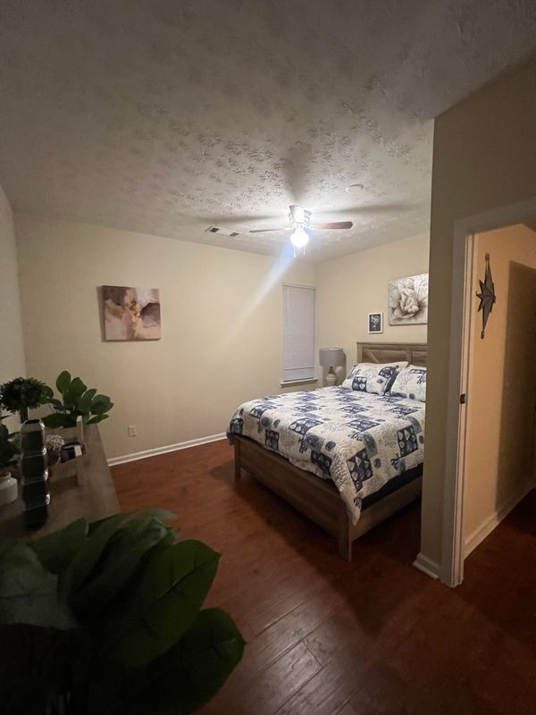 Building Photo - 4030 Hill Station Ct