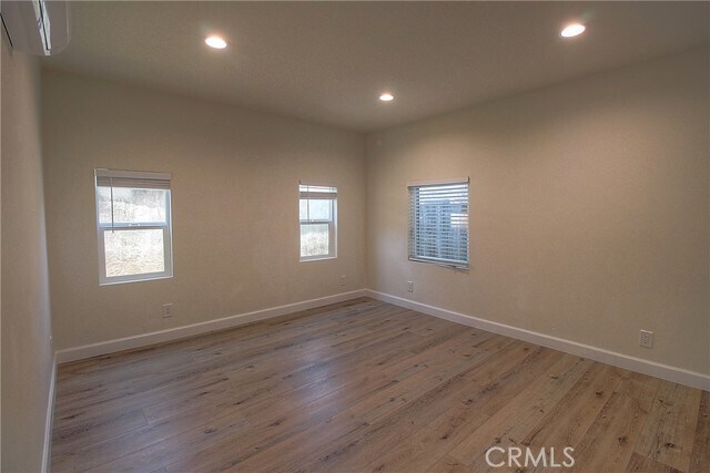 Building Photo - 1127 Manzanita St